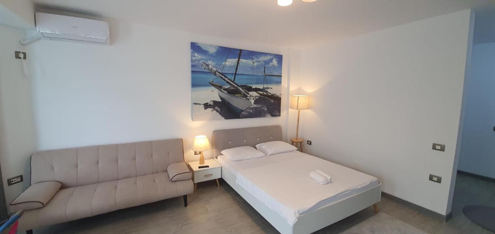 Alezzi Beach Vibe Family Studio With Spa Piscina Interioara Incalzita Sauna Jacuzzi Gym Navodari Exterior photo